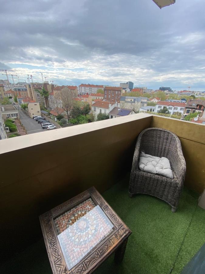 Grand Appartement Courbevoie Paris Exterior photo
